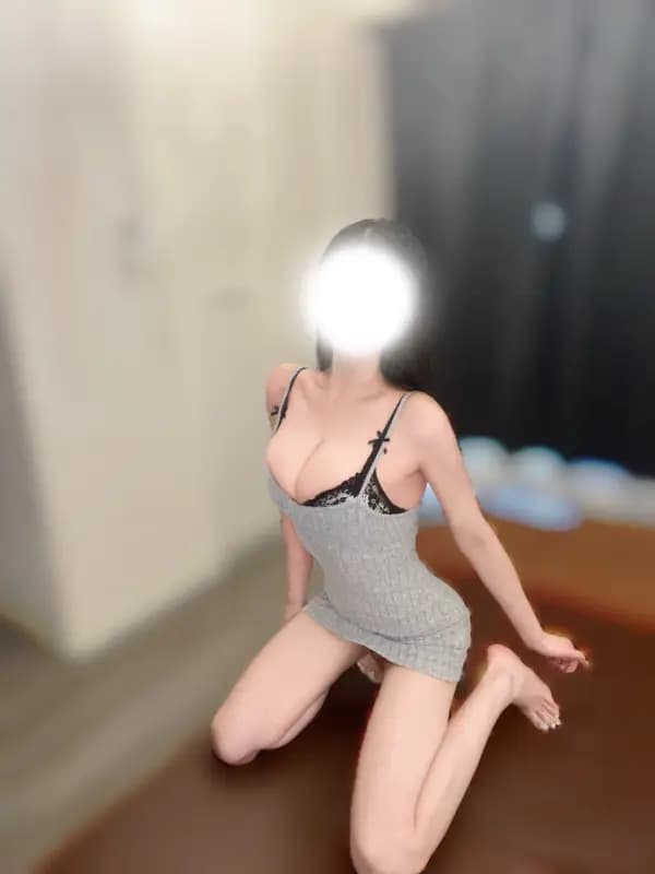 るりさんのプロフィール｜相模大野 メンズエステ｜ホールインワン