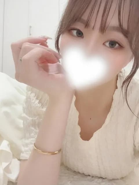椎奈（しいな）Rランクさんのプロフィール｜小倉・メンズエステ｜Reilly