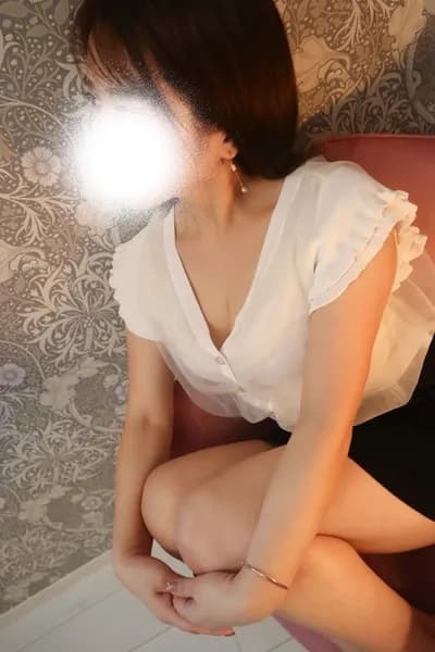 LILIANA | まりか(旧:りな) のプロフィール | 伊勢崎メンズエステ