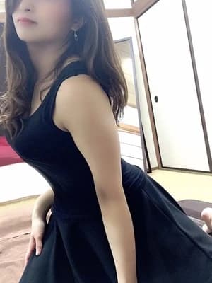 LILIANA | はな のプロフィール | 伊勢崎メンズエステ