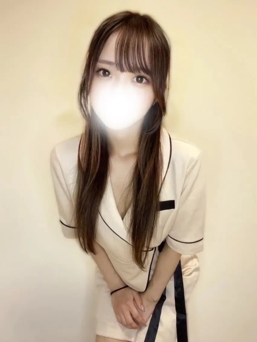 入江みれい プロフィール|神奈川 武蔵小杉 メンズエステ『LUXENTIQUE—ラグザンティーク』