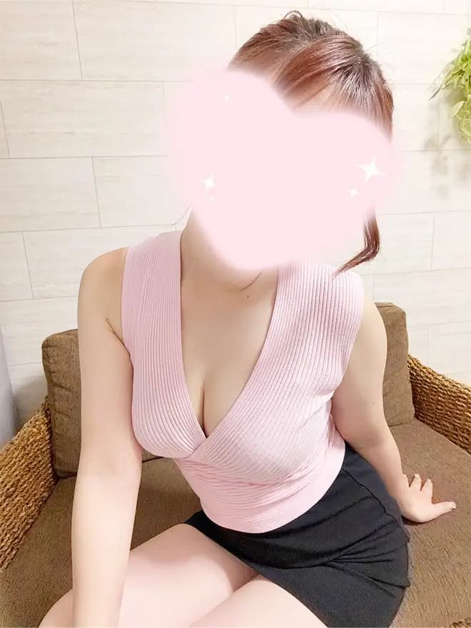 ももな