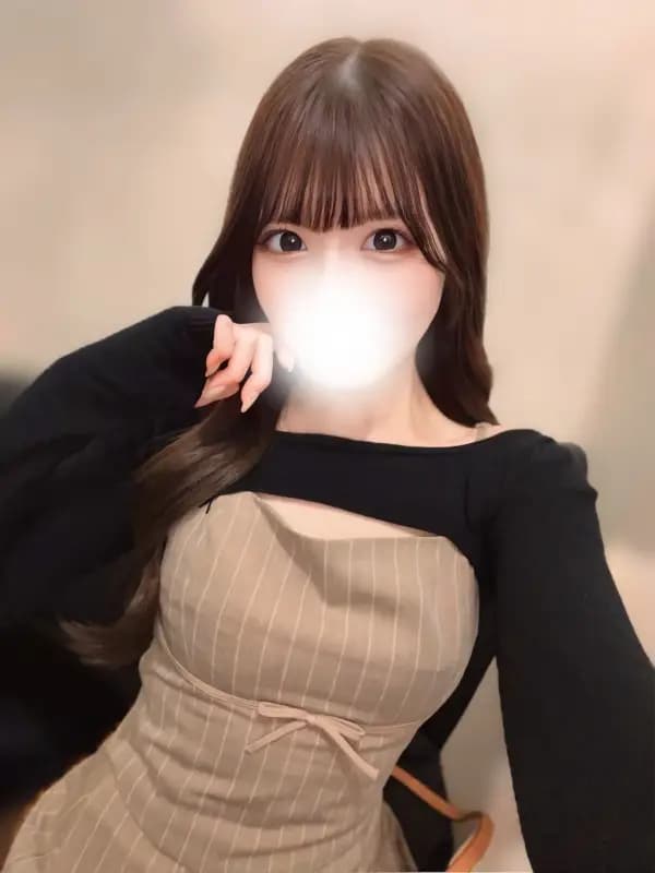 桐谷 えれな（きりたに）