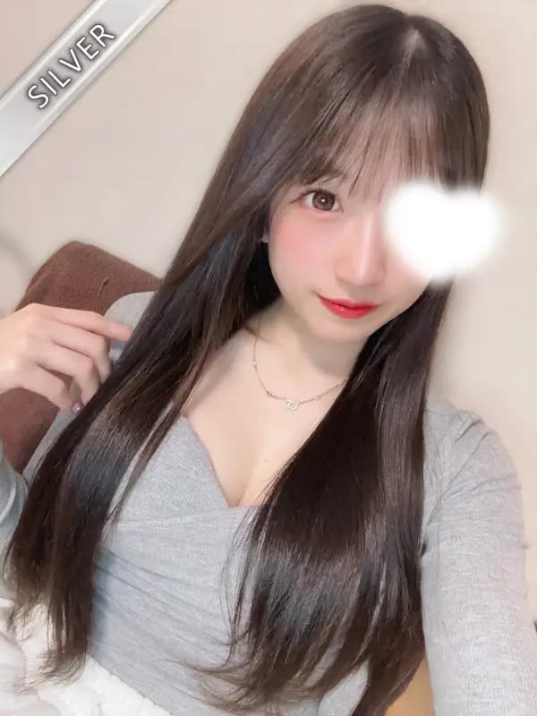 りいな
