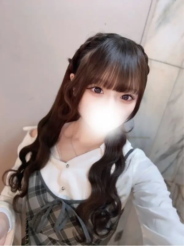 篠宮　りかさんのプロフィール｜練馬・所沢 メンズエステ｜ぽてち