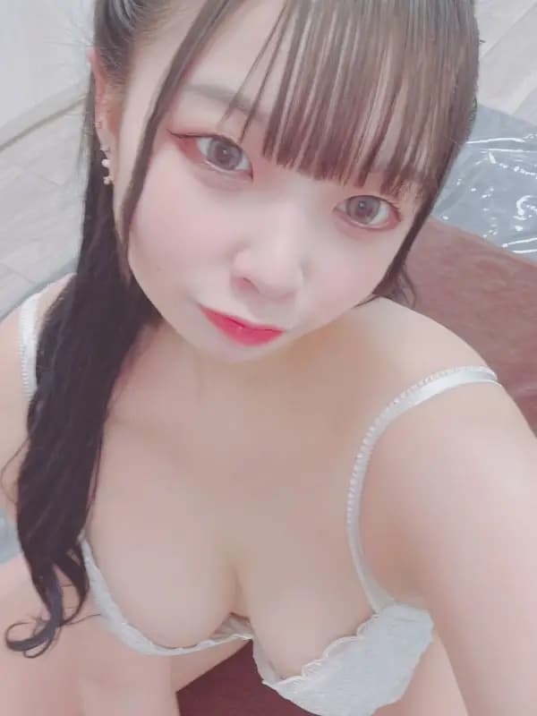 ゆいさんのプロフィール|越谷メンズエステ|RedRibbon(レッドリボン)越谷