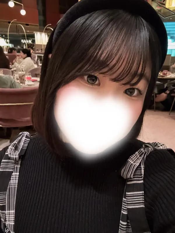 まなつさんのプロフィール｜越谷メンズエステ｜RedRibbon（レッドリボン）越谷