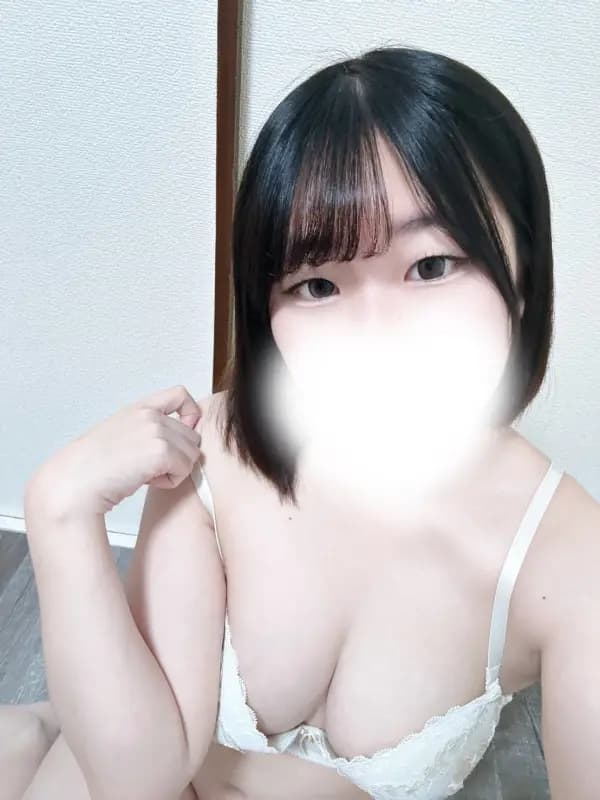 まなつさんのプロフィール｜越谷メンズエステ｜RedRibbon（レッドリボン）越谷