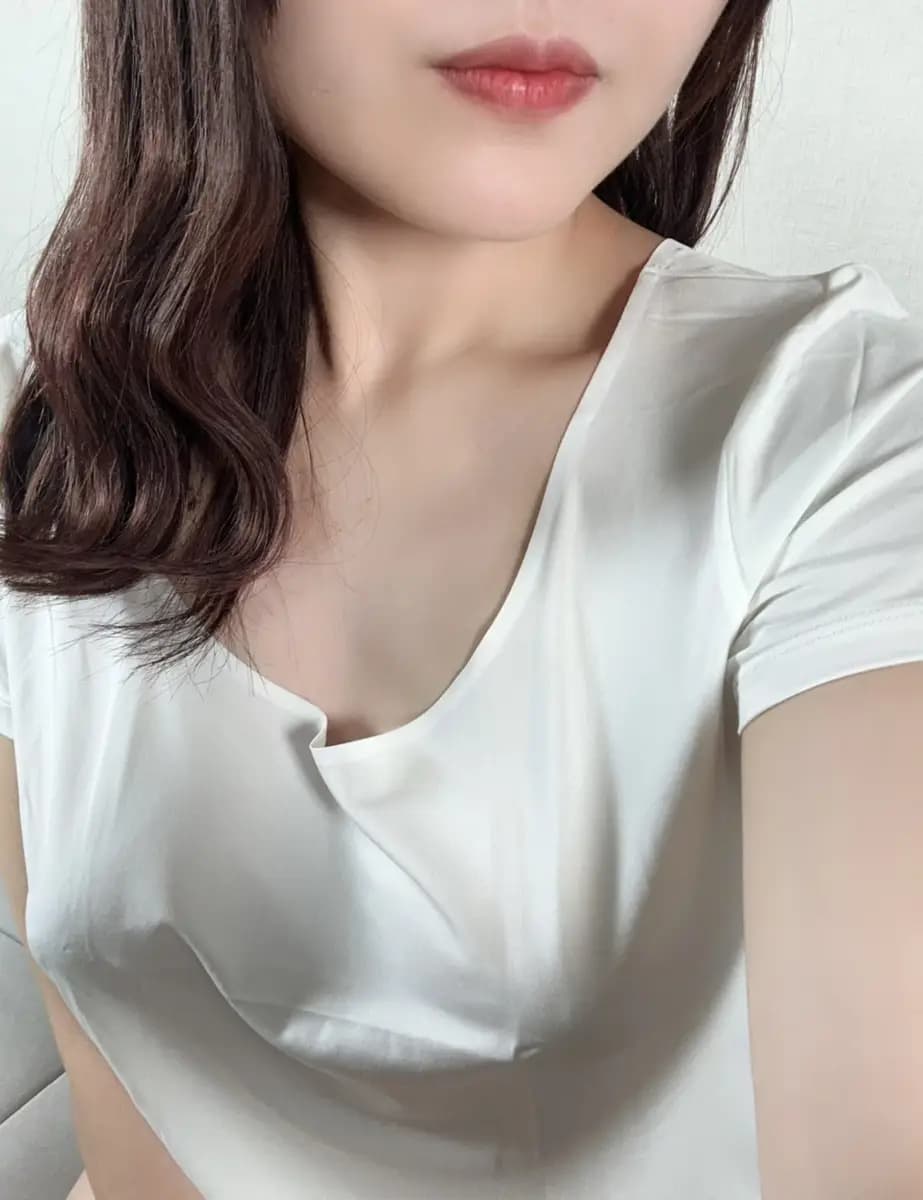 蓮(れん) プロフィール|奈良 メンズエステ 『白シャツと彼女「しろかの」』