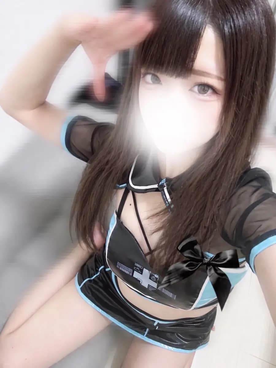 YUE プロフィール｜名駅エリア•栄エリア メンズエステ『Sovrano～ソヴラーノ～』