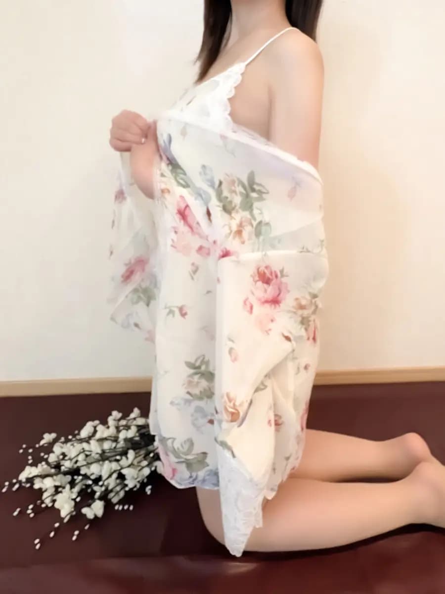美桜（みお） プロフィール｜博多　鳥栖 メンエス 『香彩堂』
