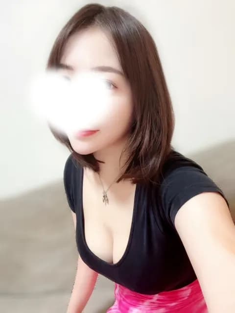 中野愛梨さんのプロフィール｜恵比寿・ﾘﾗｸｾﾞｰｼｮﾝｻﾛﾝ｜aroma vicca