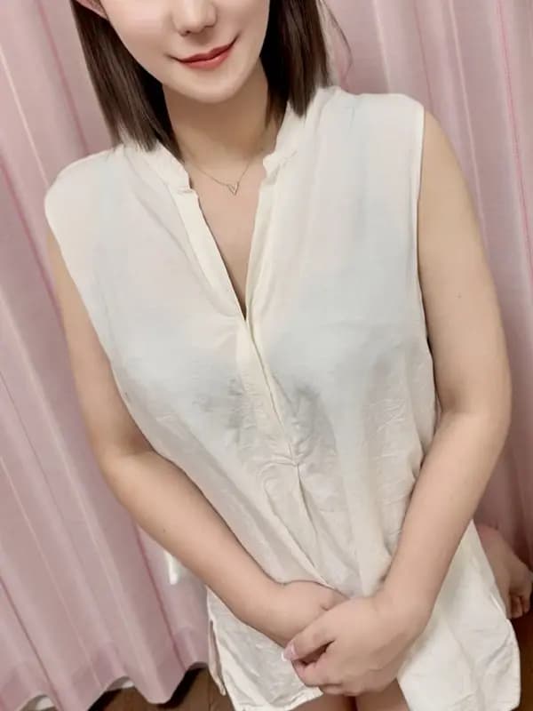 咲希（さき）プロフィール｜浜松メンズエステ『エミアス〜Third Stage〜』