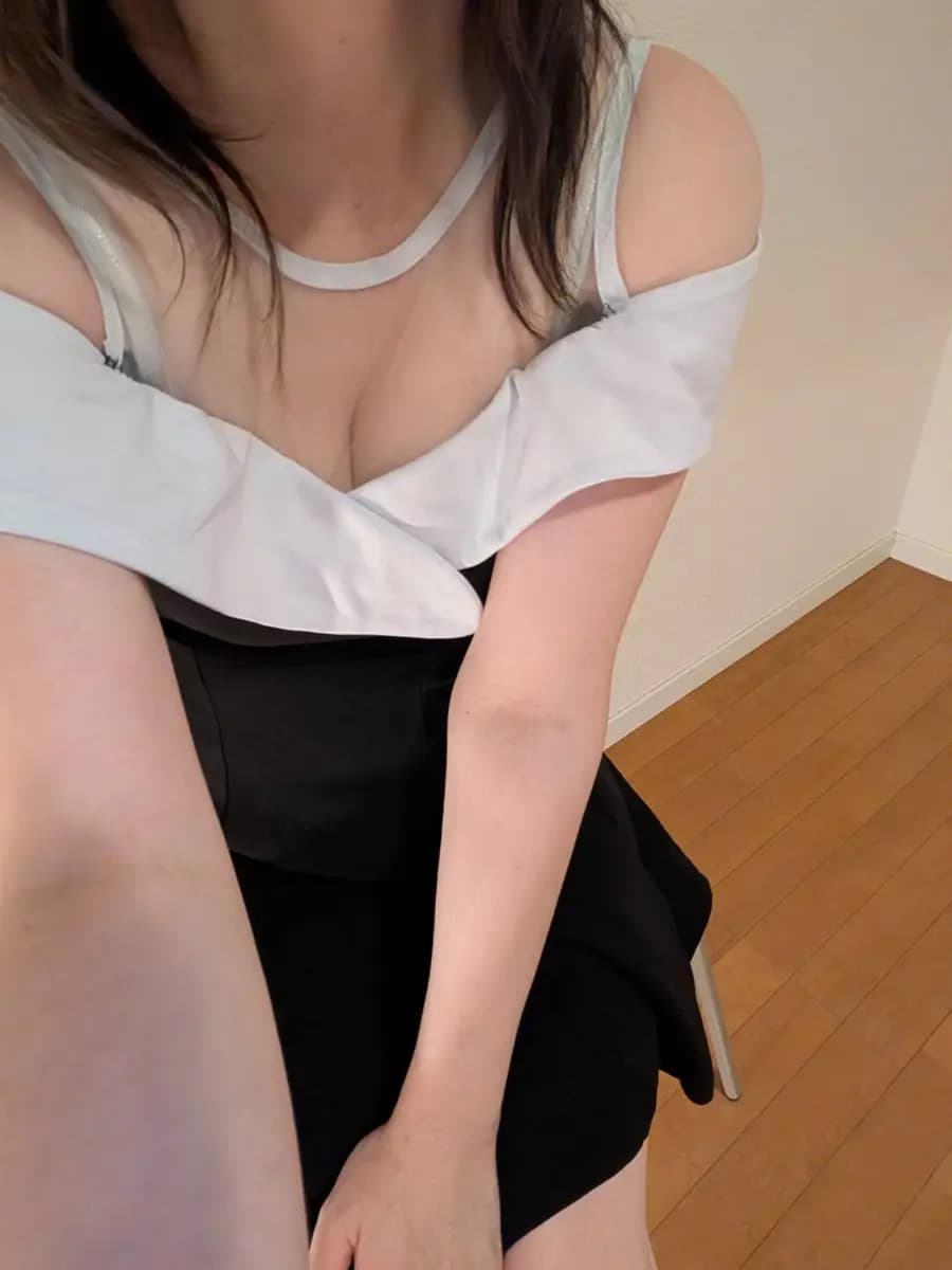 月プロフィール|福岡県 福岡市 博多区 メンズエステ『Mrs.premium』