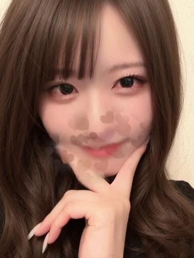 船橋メンズエステ フィオラ～Fiora～｜四つん這い専門の癒しサロン | 夏目　れい プロフィール