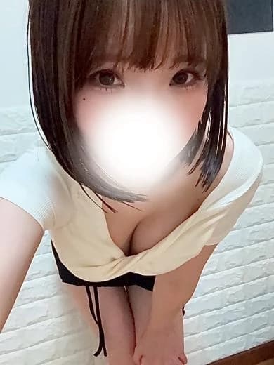 船橋メンズエステ フィオラ~Fiora~|四つん這い専門の癒しサロン | 早川 せいな プロフィール