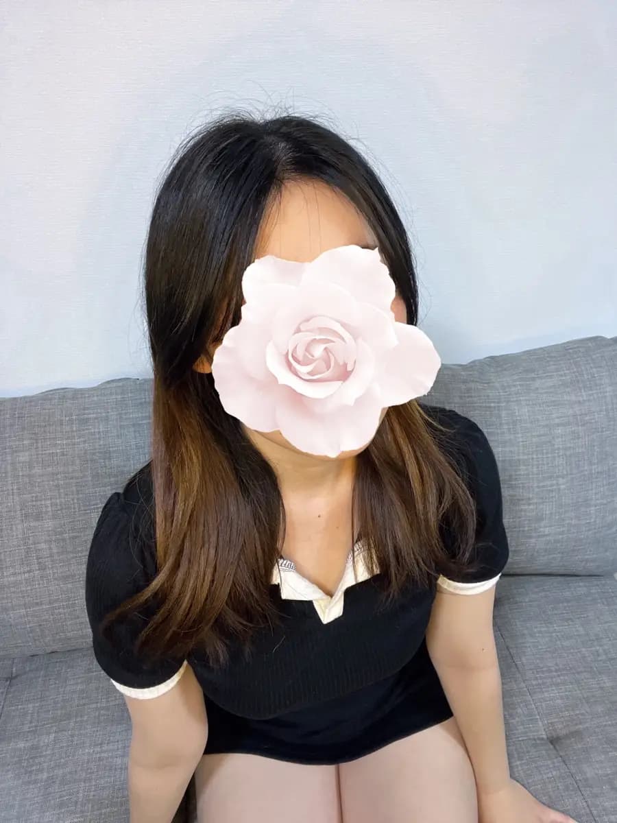 芽衣♣︎めい プロフィール｜岐阜メンズエステ 『ミセス ローズ』 Mrs.Rose　岐阜駅すぐのメンエスでリラクゼーションを
