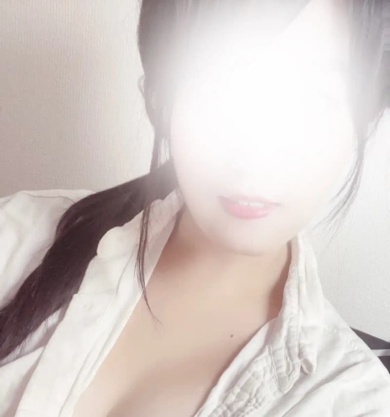 華