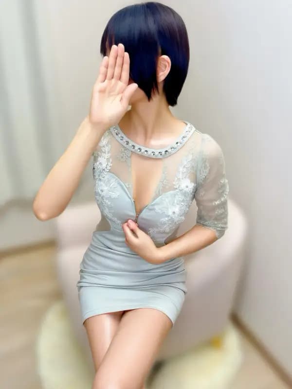 杉山あかねさんのプロフィール|池袋 メンズエステ|Madonna(マドンナ)