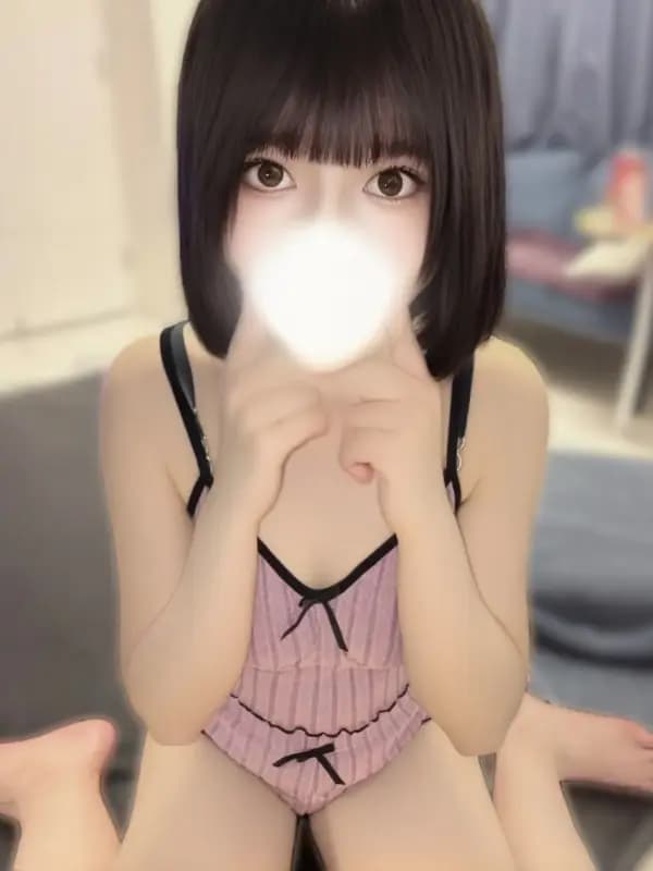 月城るるさんのプロフィール｜めんくら | 北千住メンエス | かわいい女の子と過ごす、誰にも邪魔されないリラックスタイム♪｜北千住メンズエステ めんくら