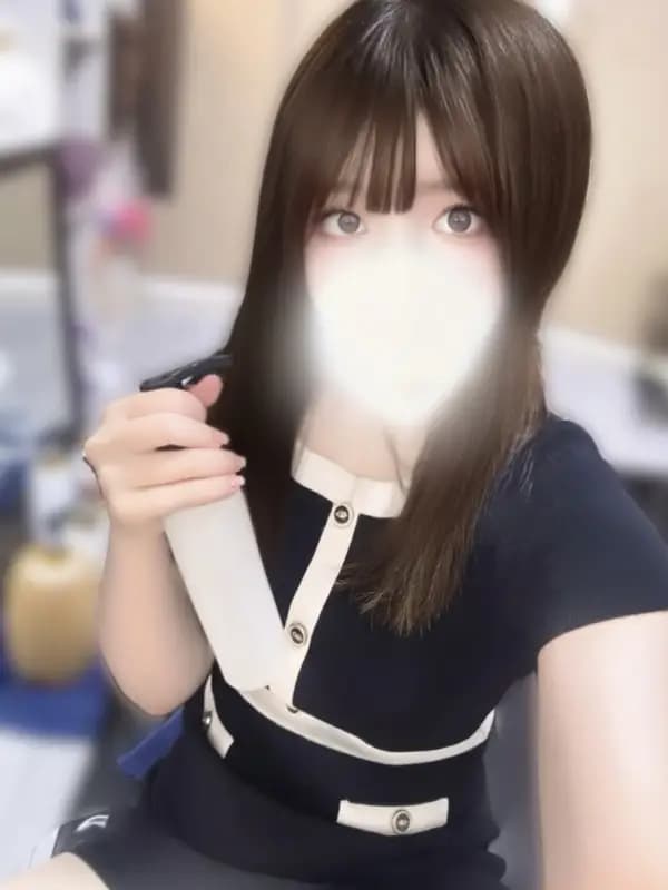月城るるさんのプロフィール｜めんくら | 北千住メンエス | かわいい女の子と過ごす、誰にも邪魔されないリラックスタイム♪｜北千住メンズエステ めんくら