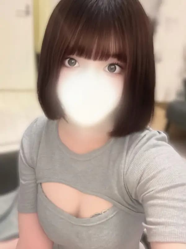 月城るるさんのプロフィール｜めんくら | 北千住メンエス | かわいい女の子と過ごす、誰にも邪魔されないリラックスタイム♪｜北千住メンズエステ めんくら