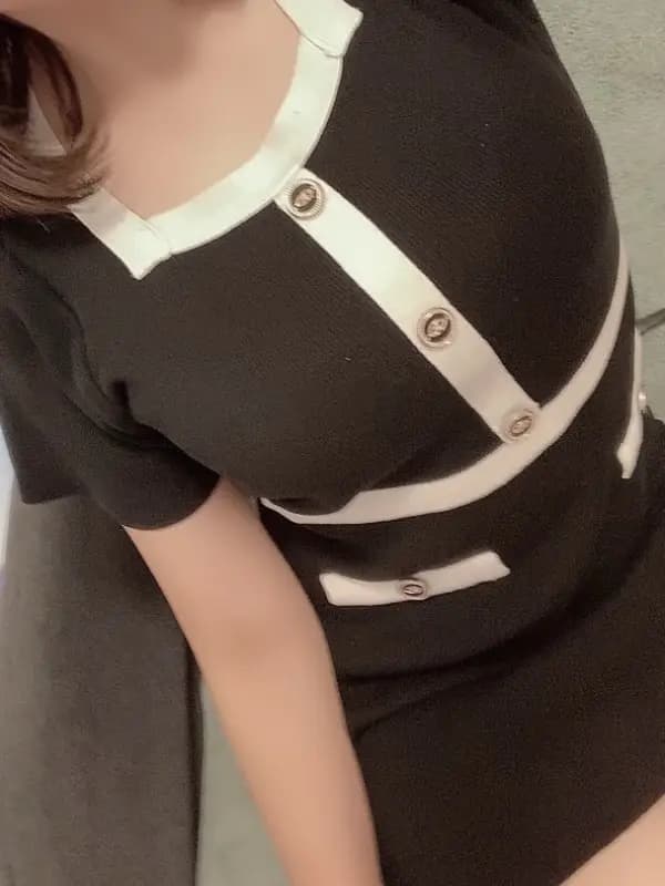 香坂あいなさんのプロフィール｜めんくら | 北千住メンエス | かわいい女の子と過ごす、誰にも邪魔されないリラックスタイム♪｜北千住メンズエステ めんくら