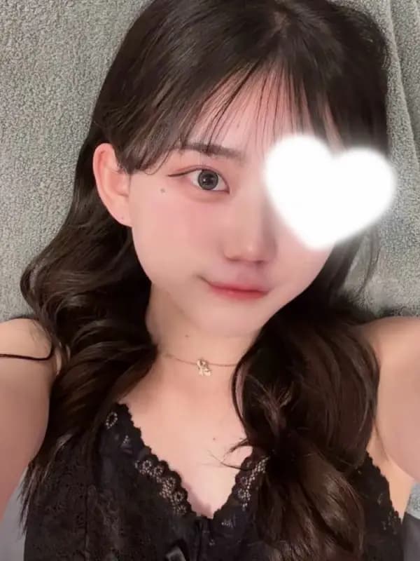 七瀬えみりさんのプロフィール｜めんくら | 北千住メンエス | かわいい女の子と過ごす、誰にも邪魔されないリラックスタイム♪｜北千住メンズエステ めんくら
