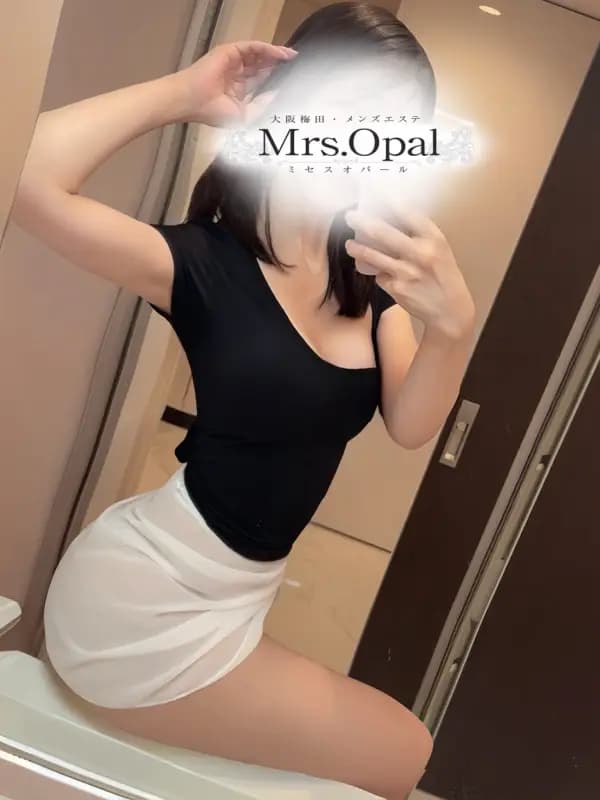 七瀬のご紹介│大阪 梅田 メンズエステ Mrs.Opal（ミセスオパール）