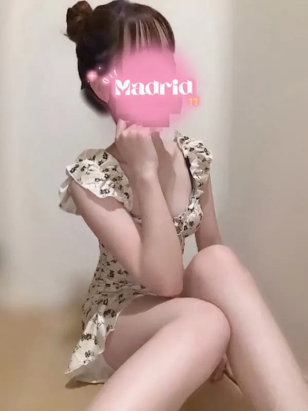 白雪めるのご紹介│堺・堺東 メンエス Oil Madrid(オイルマドリード)
