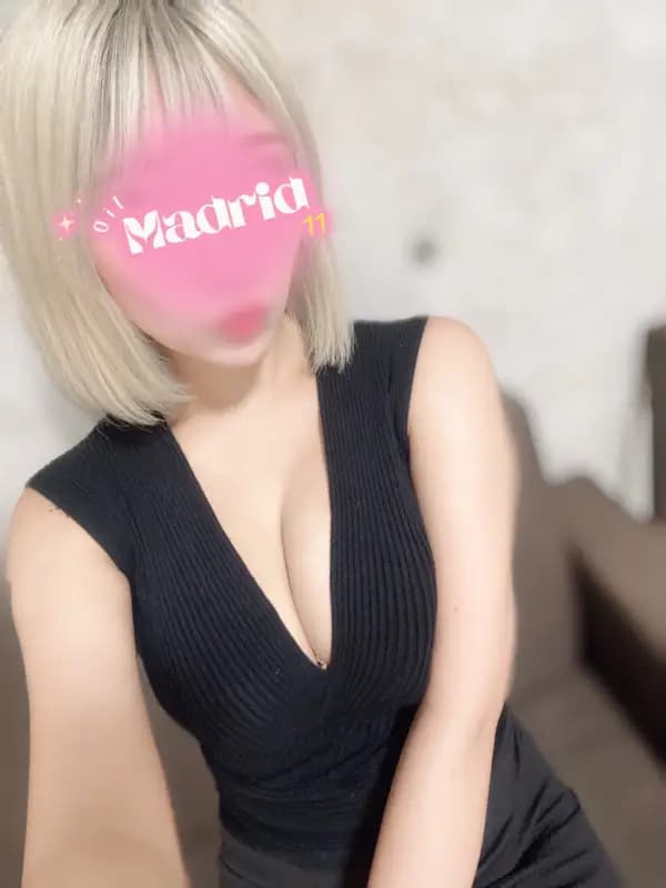 白月かれんのご紹介│堺・堺東 メンエス Oil Madrid(オイルマドリード)