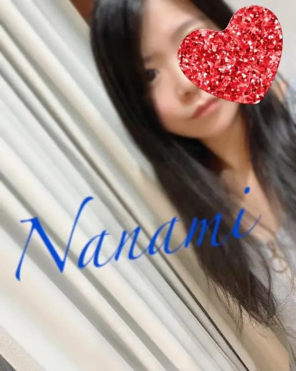 ななみ