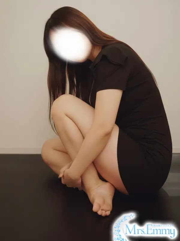 かなたプロフィール｜大阪府『新大阪メンズエステ  Mrs.Emmy』