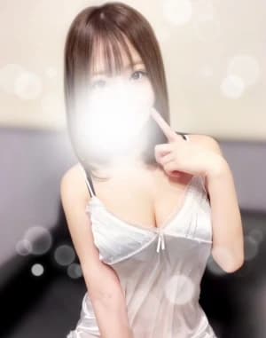 春山 もも（はるやま もも）