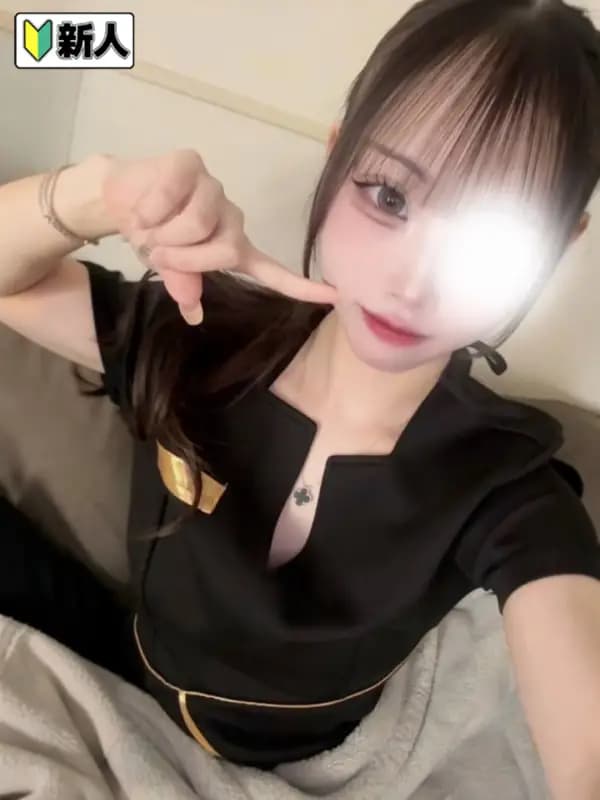 如月 琉愛さんのプロフィール｜川越 メンズエステ｜VELOURS【LUXURY SALON ヴルール川越店】