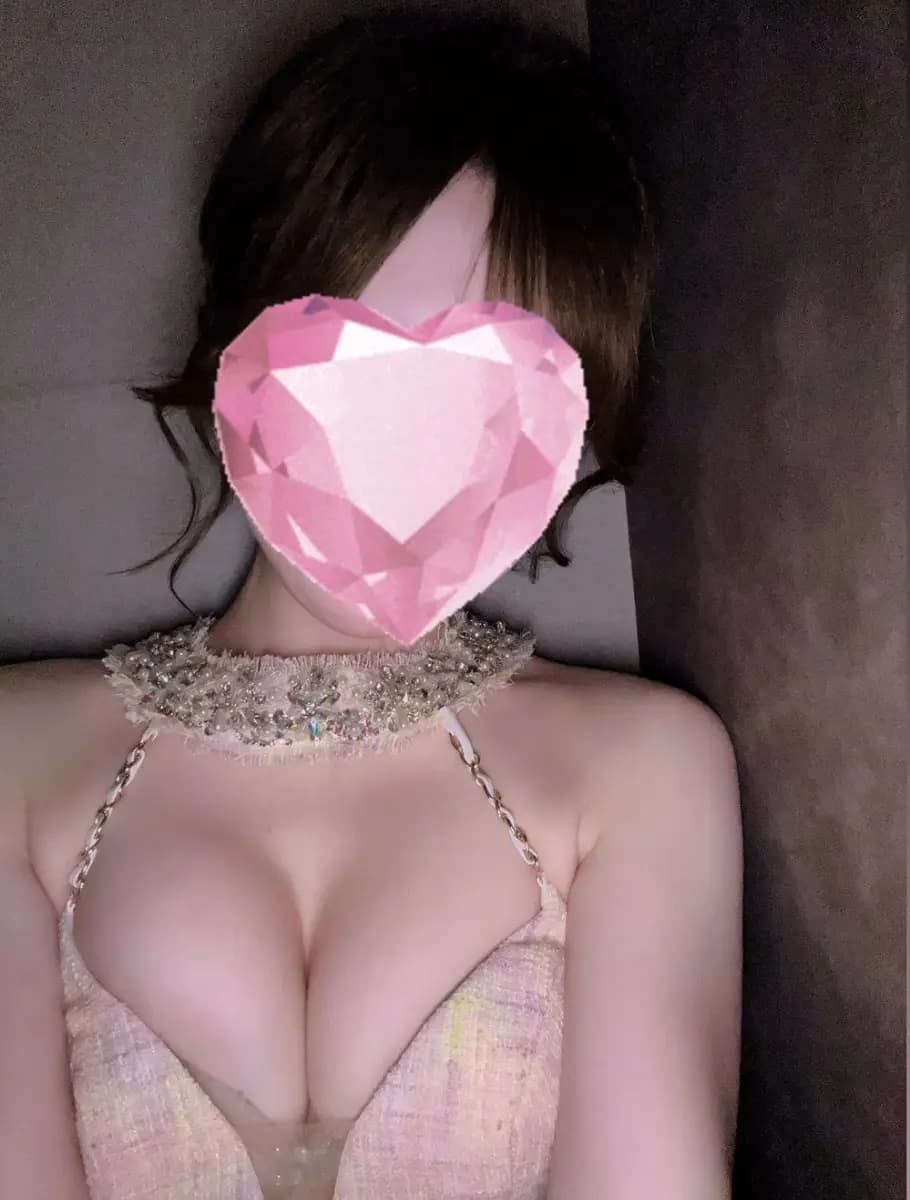 花音 みずほ プロフィール|大阪 日本橋 メンエス 『君色ドレスSPA』