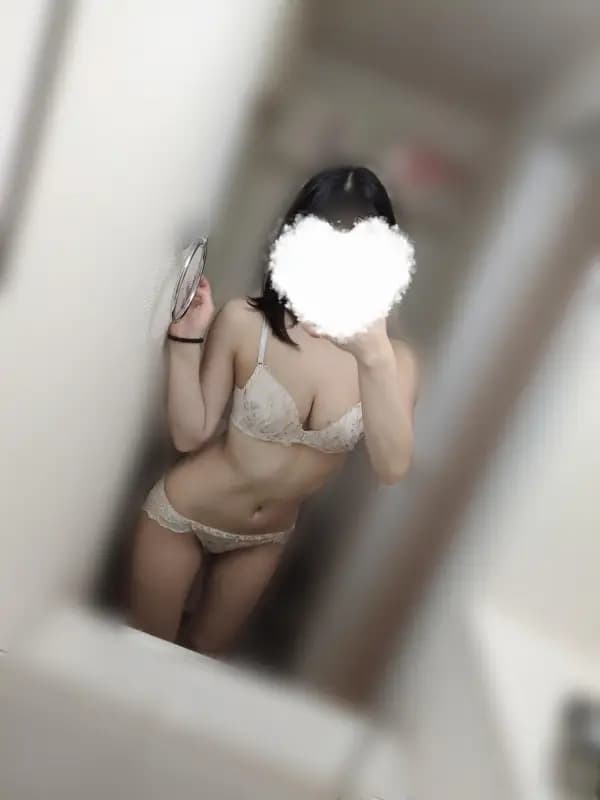 なつねさんのプロフィール｜ぴゅありずむZ