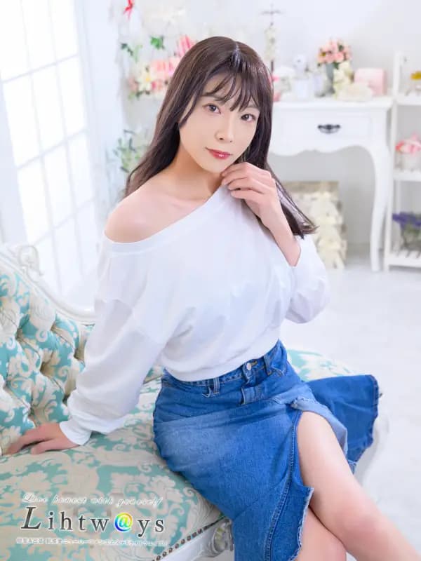 槇村ユイさんのプロフィール|東京・新橋・銀座発 個室&出張ニューハーフメンズエステ|Lihtways《ライトウェイズ》