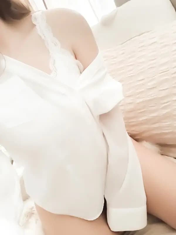 伊織（いおり）プロフィール｜博多 メンズエステ『MOTHERS』