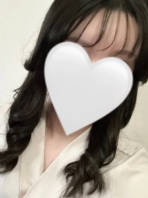 すみれさんのプロフィール｜大阪・兵庫・岡山・メンズエステ｜産まれたてSPA