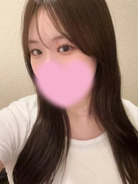 ゆいなさんのプロフィール｜大阪・兵庫・岡山・メンズエステ｜産まれたてSPA