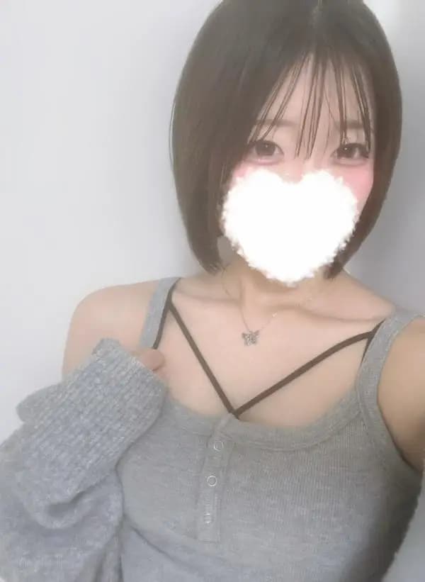 真白ありさ