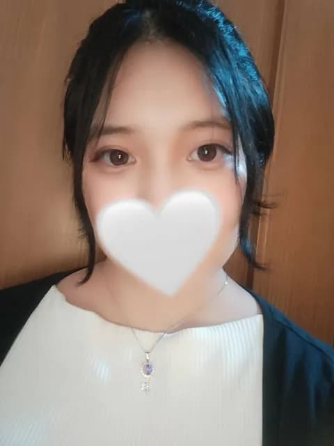 あおいさんのプロフィール｜大阪・兵庫・岡山・メンズエステ｜産まれたてSPA