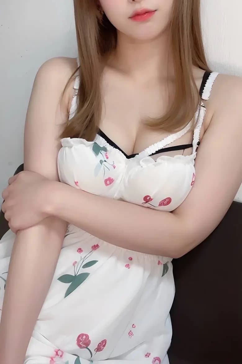 真白(ましろ) プロフィール｜東京銀座 メンズエステ 『銀座Eden』