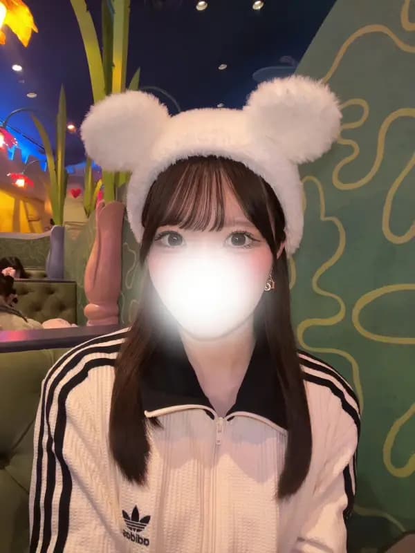 れいかさんのプロフィール｜青砥・西新井・綾瀬｜メンズエステ｜HURRICANE【ハリケーン】