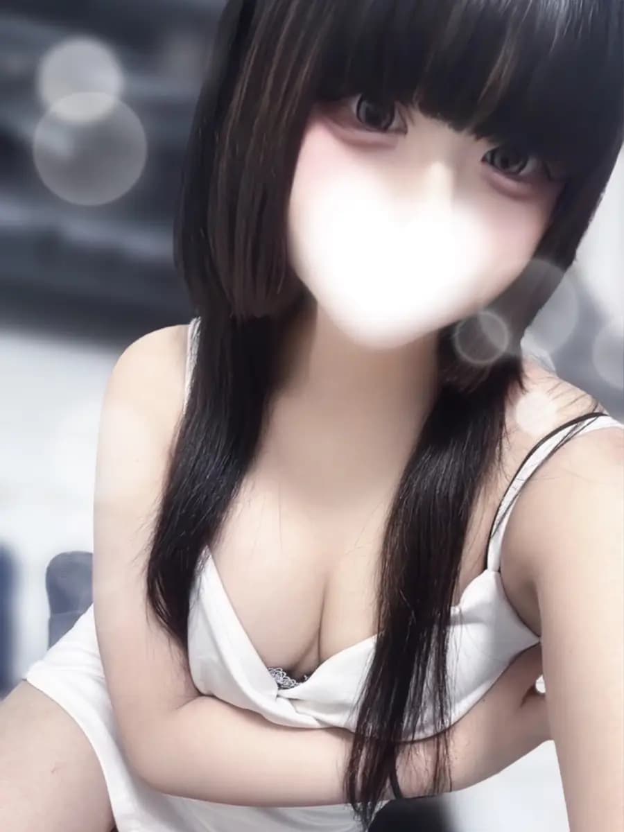 四宮あまね プロフィール｜秋葉原 神田 メンズエステ 『めろめろ♡spa秘密基地』