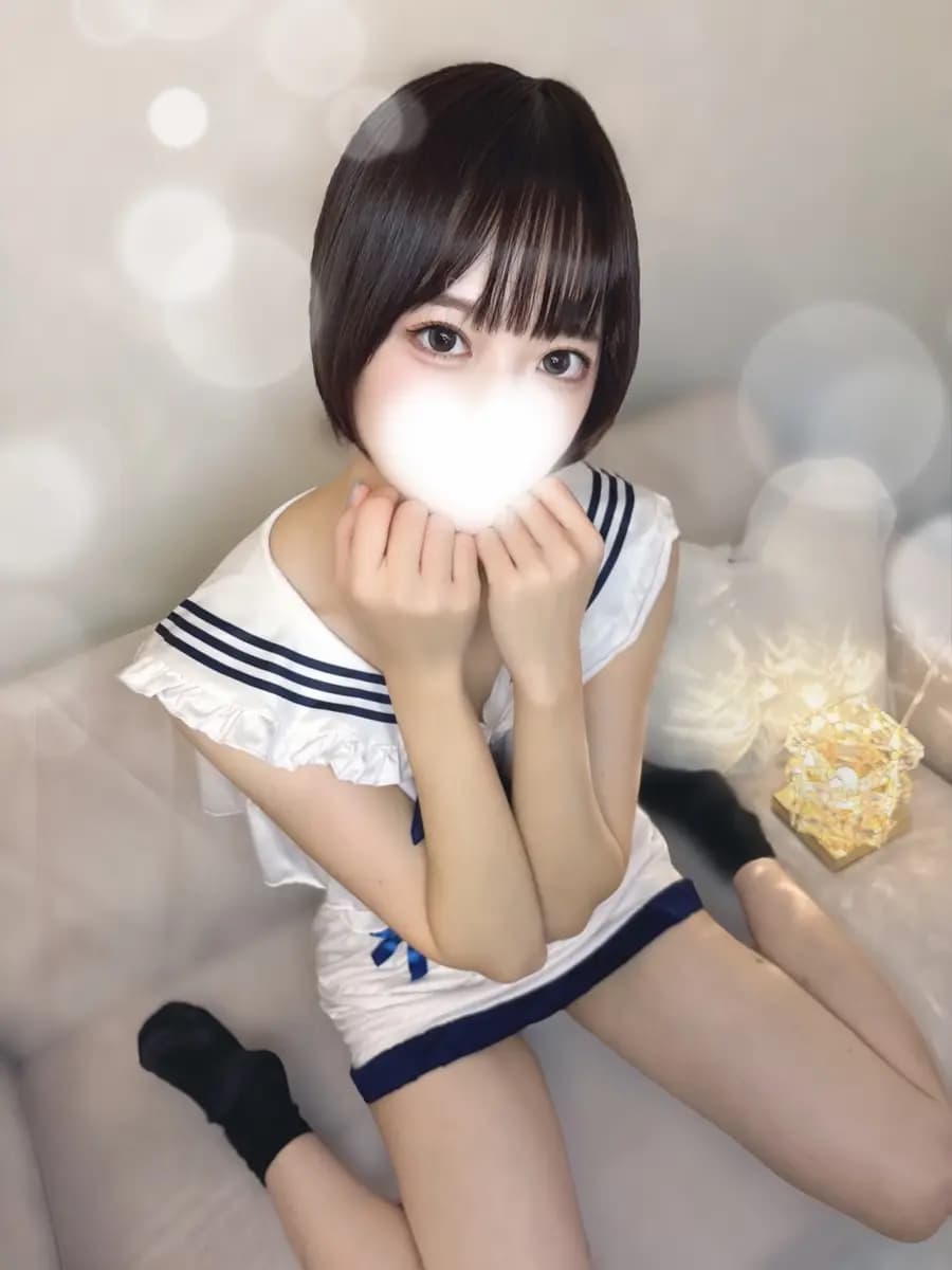 柊木しずく プロフィール|秋葉原 神田 メンズエステ 『めろめろ♡spa秘密基地』