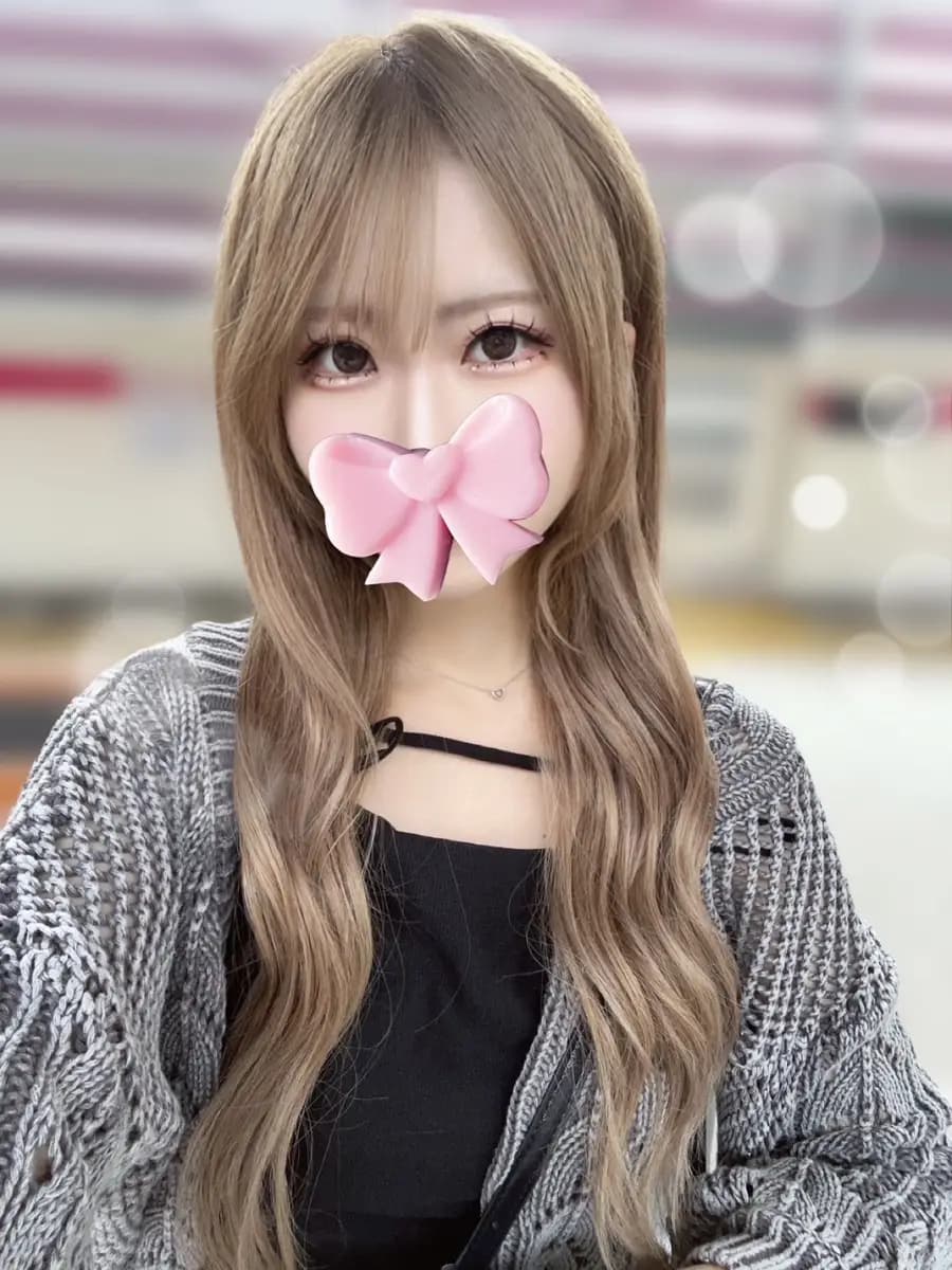 和泉いおり プロフィール|秋葉原 神田 メンズエステ 『めろめろ♡spa秘密基地』