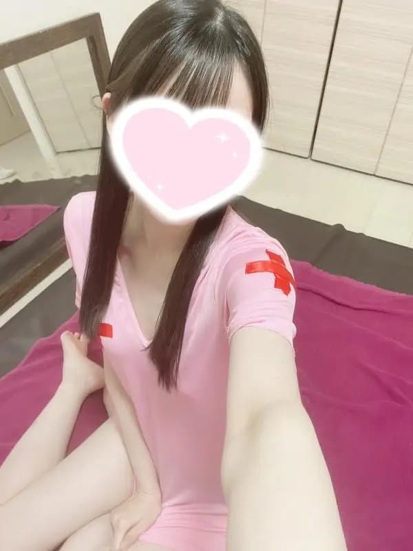 綾瀬ふゆ｜京都メンズエステ | MOMOTEN2.0 /  桃色天使2.0/日本人メンズエステ