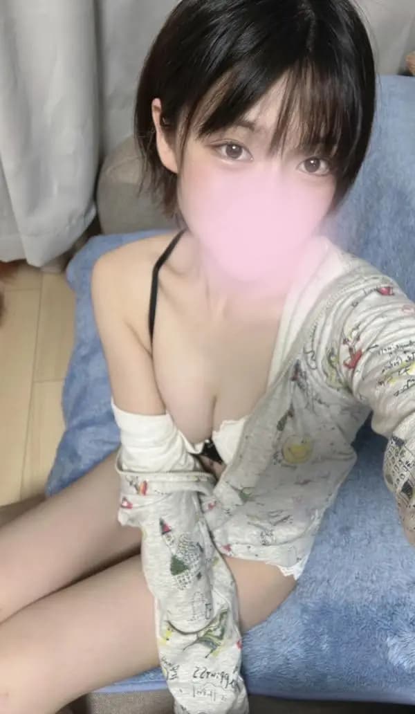 神田ゆず|京都メンズエステ | MOMOTEN2.0 / 桃色天使2.0/日本人メンズエステ